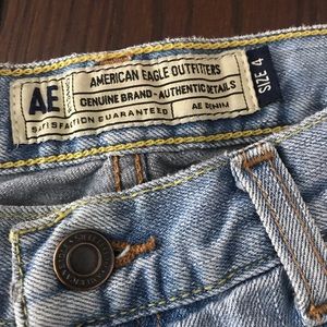 American eagle faded Capri jeans. Size 4